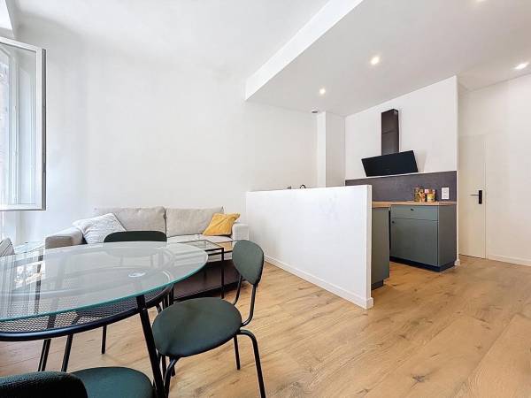 Colocation / Appartement 4 pièces de 59 m², Marseille, Boulevard Boisson / Photo 2