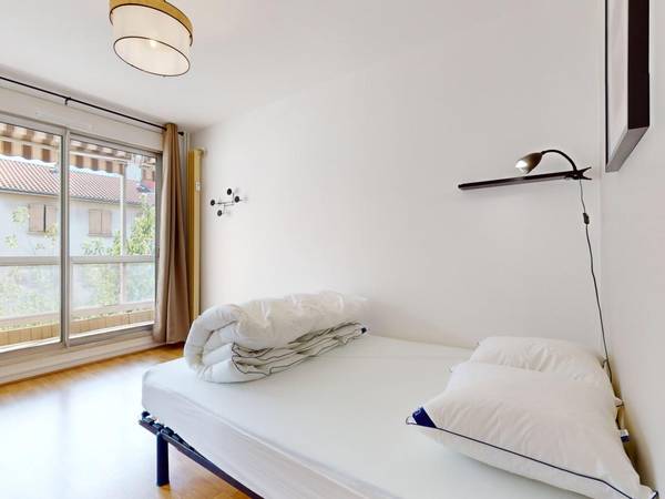 Colocation / Appartement 6 pièces de 99 m², Villeurbanne, 68 Rue Racine, / Photo 14