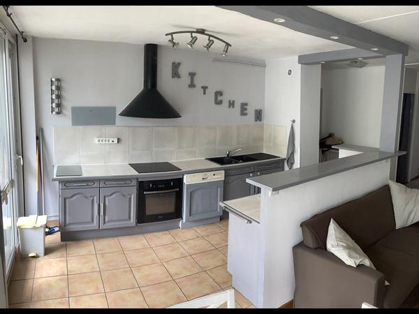 Colocation / Appartement 5 pièces de 97 m², Talence, Avenue de Thouars / Photo 2