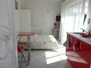 Location / Studio apartment, Angoulême
