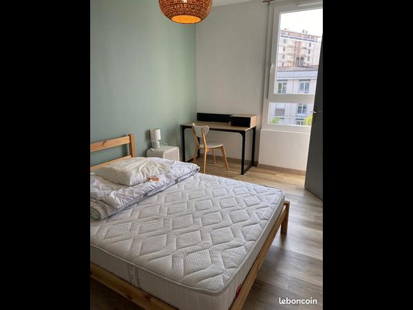 Colocation / Appartement 5 pièces de 96 m², Angers, Square Alexis Carrel / Photo 2