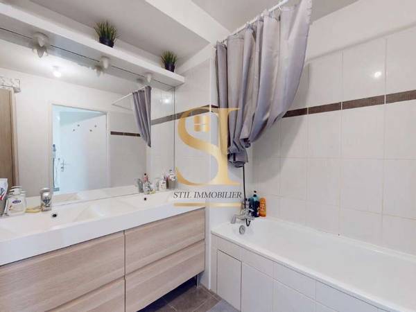 Colocation / Appartement 3 pièces de 64 m², Vigneux-sur-Seine, Avenue Henri Barbusse / Photo 2