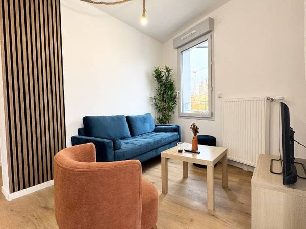 Colocation / Duplex 6 pièces de 100 m², Paris, Rue de Charenton / Photo 2