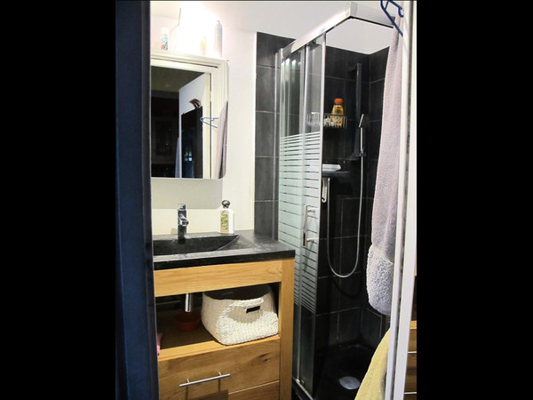 Homestay / 5-bedroom house · 60 m², Vanves, Rue Gresset / Photo 6