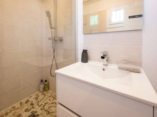 Colocation / Maison 6 pièces de 96 m², Évreux, Rue de l'Abbé Rochard / Photo 2