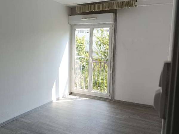 Colocation / Appartement 4 pièces de 73 m², Nancy, Rue de la Bergamote / Photo 8