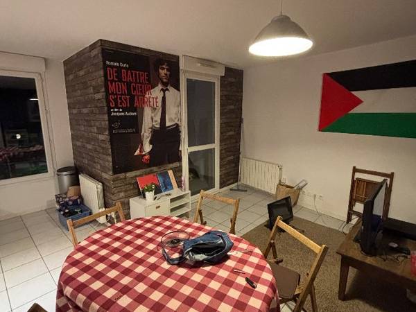 Colocation / Appartement 3 pièces de 67 m², Lyon, Rue Domrémy / Photo 2