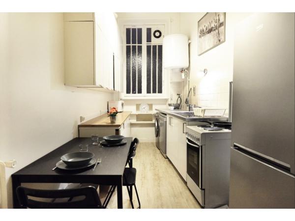 Colocation / Appartement 6 pièces de 125 m², Paris, Rue Cernuschi / Photo 9