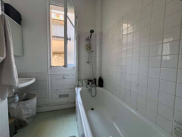 Colocation / Appartement 4 pièces de 76 m², Paris, Rue Louis Braille / Photo 4