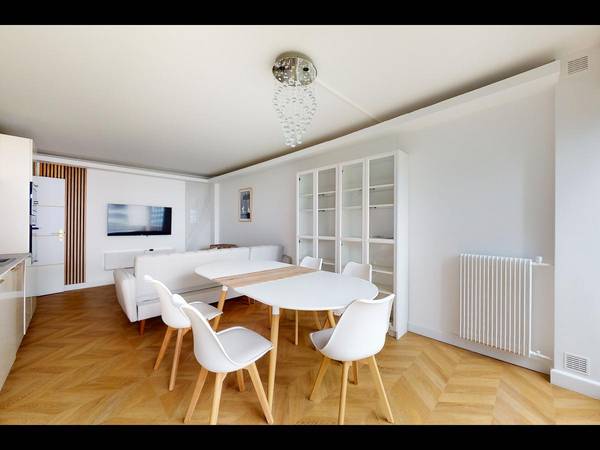 Colocation / Appartement 6 pièces de 107 m², Courbevoie, Galerie des Damiers / Photo 2