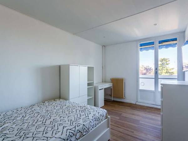Colocation / Appartement 5 pièces de 80 m², Lyon / Photo 4