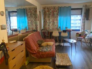 Sublet / Appartement 2 pièces de 45 m², Paris, Place Souham