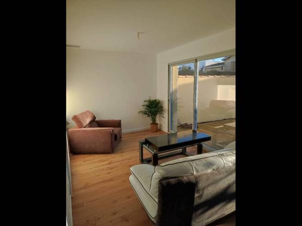 Colocation / Maison 5 pièces de 92 m², Bègles / Photo 2