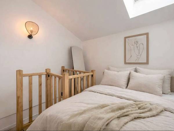 Coliving / Appartement 10 pièces de 248 m², Paris, Passage Penel / Photo 2