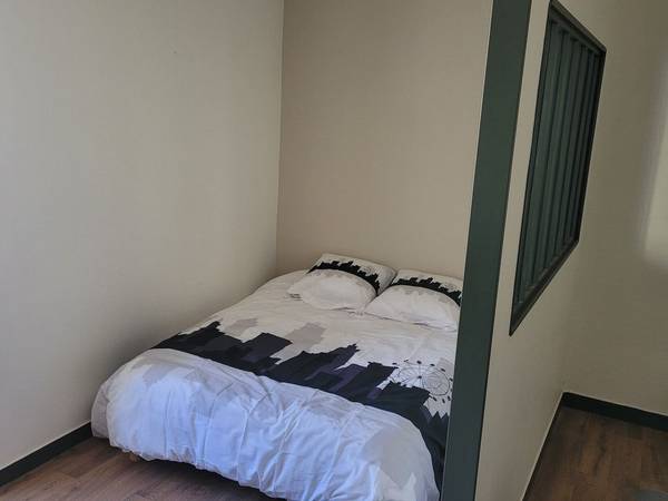 Location / Appartement 1 pièce, Lorient / Photo 2
