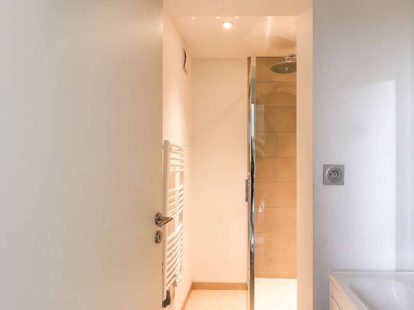 Colocation / Appartement 6 pièces de 83 m², Talence, Rue Jouis / Photo 4