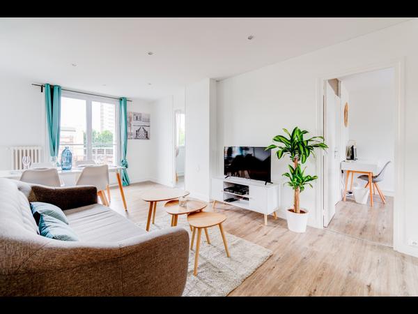 Colocation / Appartement 5 pièces de 80 m², Rouen, Rue Forfait / Photo 2