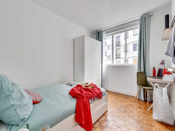 Colocation / Appartement 3 pièces de 60 m², Paris, Rue des Frères Morane / Photo 2