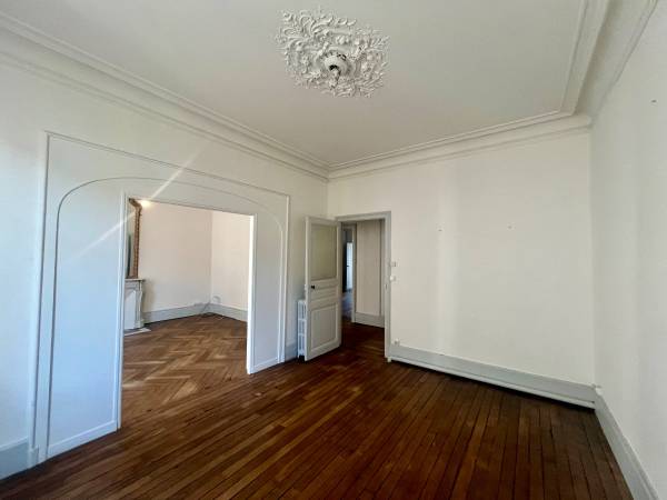 Location / Appartement 4 pièces de 100 m², Nancy, Rue de Lorraine / Photo 10