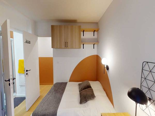 Colocation / Appartement 9 pièces de 180 m², Paris, Boulevard Poissonnière / Photo 2