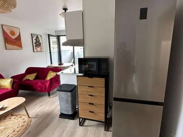 Colocation / Appartement 5 pièces de 81 m², Asnières-sur-Seine, Rue Eugénie Eboué / Photo 2