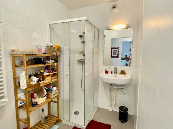 Colocation / Appartement 5 pièces de 103 m², Paris, Rue Césaria Évora / Photo 7