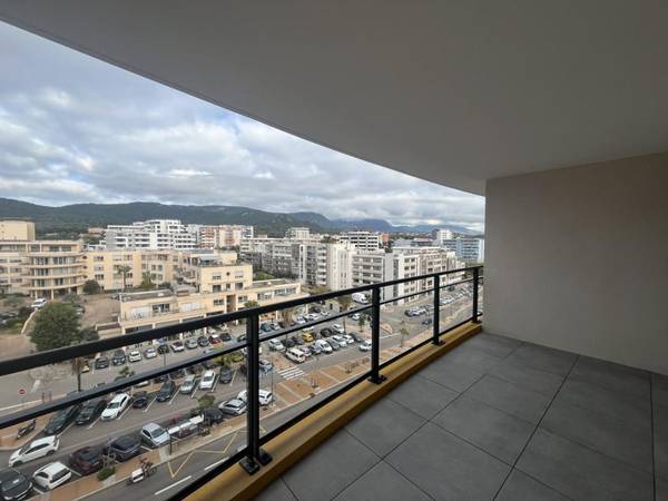 Location / Appartement 4 pièces de 77 m², Ajaccio, Rce Les Terrasses de Bodiccione D2 / Photo 2