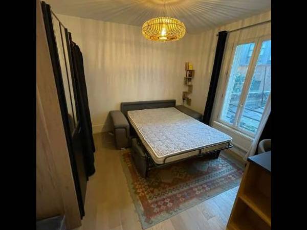 Location / Appartement 1 pièce de 23 m², Paris, Rue du Square Carpeaux / Photo 4