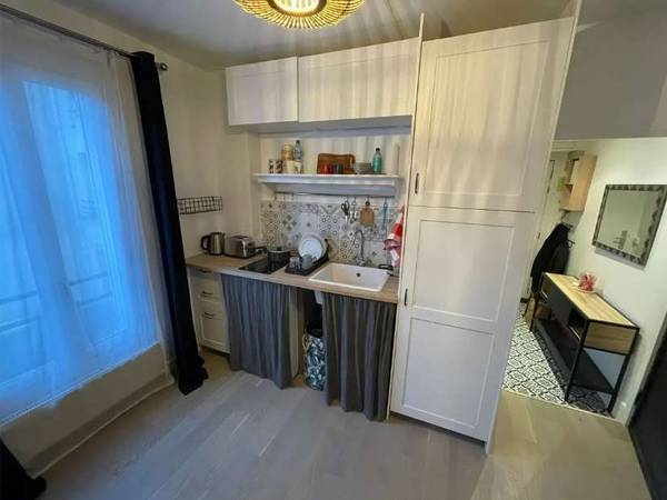 Location / Appartement 1 pièce de 23 m², Paris, Rue du Square Carpeaux / Photo 2