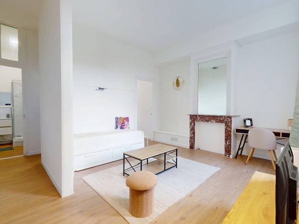 Location / Appartement 2 pièces de 38 m², Roubaix, Rue du Grand Chemin / Photo 2