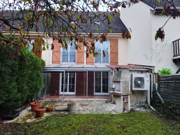 Colocation / Maison 6 pièces de 107 m², Mantes-la-Ville, Rue de Rosay / Photo 14
