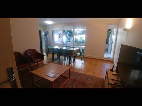 Colocation / Appartement 5 pièces de 102 m², Noisy-le-Grand, Allee de la Noiseraie / Photo 2