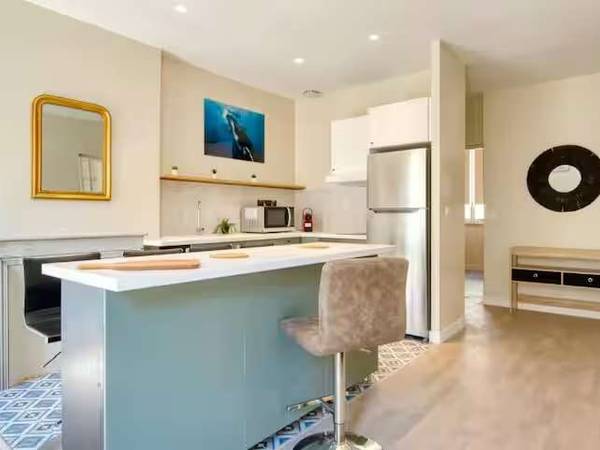 Colocation / Appartement 3 pièces de 55 m², Marseille, Rue Gourjon / Photo 2