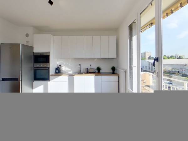 Flatsharing / 6-bedroom flat · 90 m², Vénissieux, Rue Ernest Renan / Photo 2