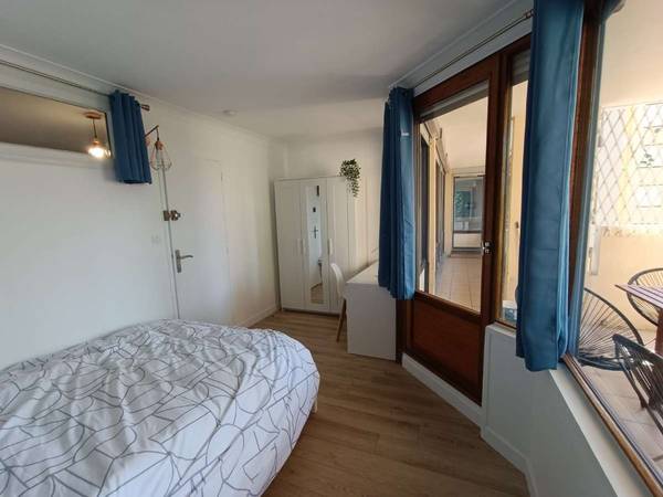 Colocation / Appartement 7 pièces de 126 m², Vénissieux, Rue Ludovic Bonin / Photo 2