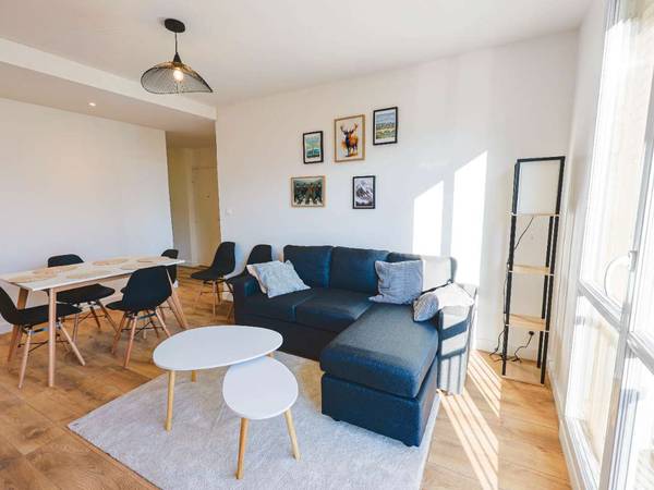 Colocation / Appartement 4 pièces de 58 m², Saint-Martin-le-Vinoux, Rue Conrad Killian / Photo 2