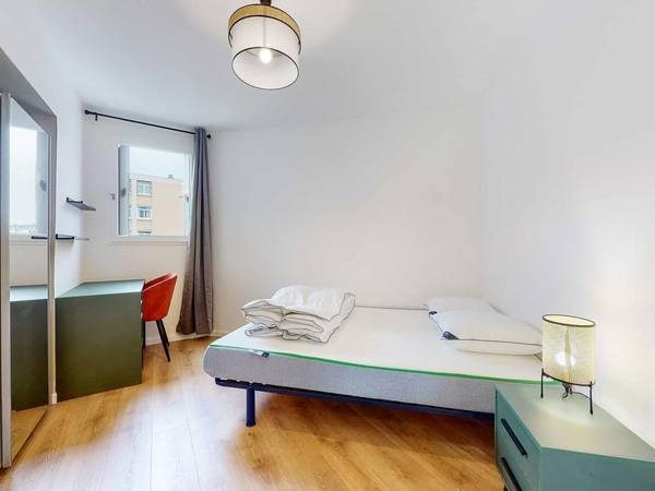 Colocation / Appartement 5 pièces de 80 m², Asnières-sur-Seine, 157 Rue Emile Zola, / Photo 8
