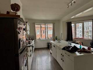 Gedeelde woning / 4 rooms apartment · 112 m², Tournai, Rue des Clairisses