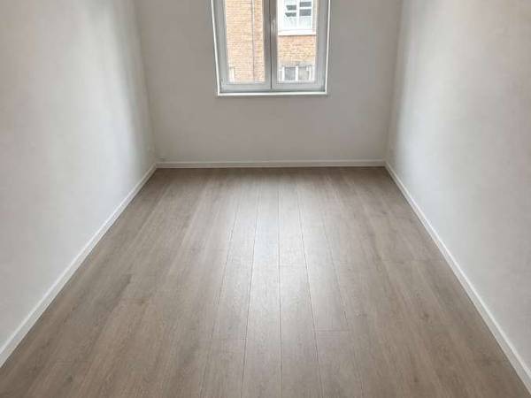 Colocation / Appartement 4 pièces de 112 m², Tournai, Rue des Clairisses / Photo 5