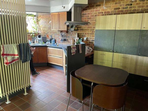 Colocation / Maison 10 pièces de 160 m², Ottignies-Louvain-la-Neuve, Impasse du Râteau / Photo 2