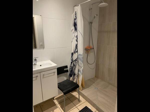 Colocation / Maison 5 pièces de 100 m², Montpellier, Impasse Ermengarde / Photo 12