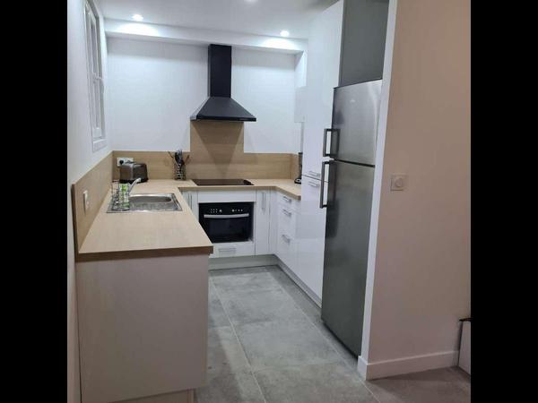 Colocation / Appartement 3 pièces de 64 m², Nîmes, Rue Maffei / Photo 2