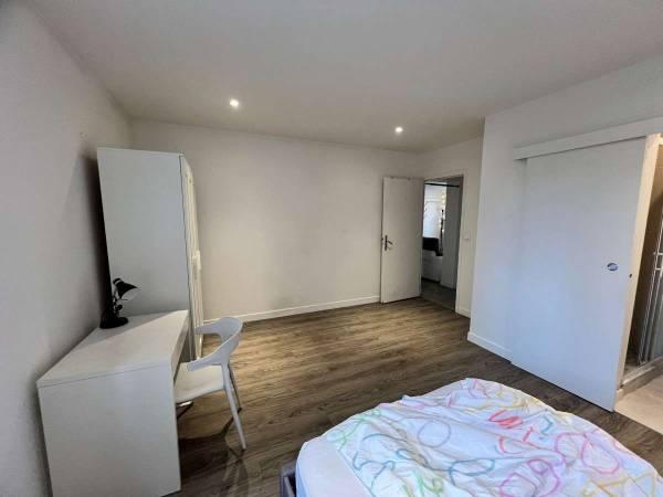 Colocation / Maison 10 pièces de 250 m², Bagnolet, Rue des Noyers / Photo 25