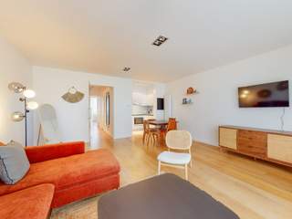 Location / Appartement 1 pièce de 54 m², Bruxelles, Boulevard du Régent 55,