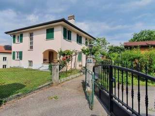 Chambre pour étudiant / Villa 4 pièces de 85 m², Ecublens, Chemin de Rosemont