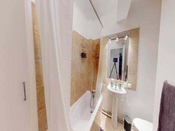 Colocation / Appartement 3 pièces de 70 m², Paris, Rue Louis Codet / Photo 13