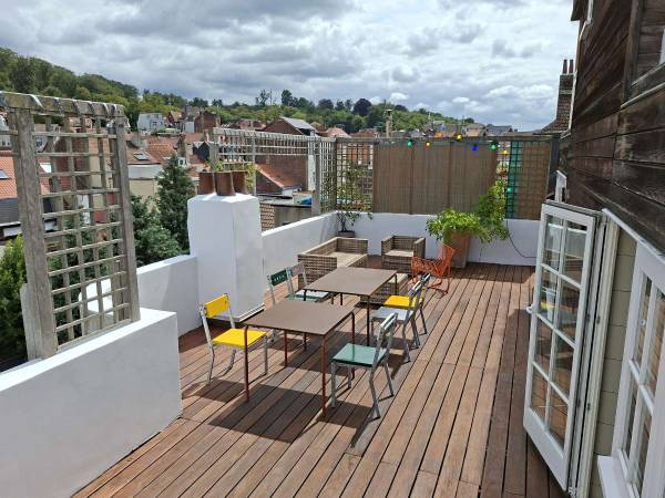Coliving / Appartement 7 pièces de 154 m², Forest, Rue des Alliés / Photo 2