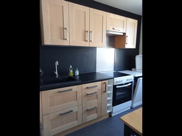 Colocation / Appartement 6 pièces de 100 m², Avignon, Rue Alexis Carrel / Photo 2