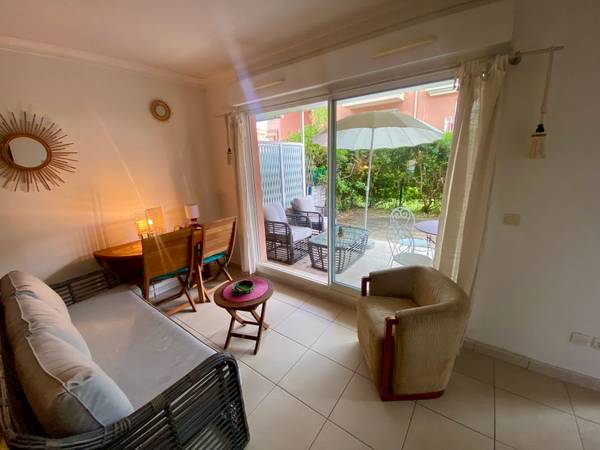Location / Studio, Antibes / Photo 2