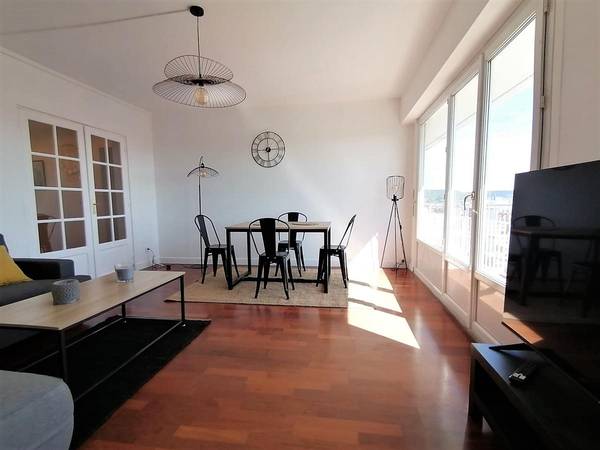 Colocation / Appartement 5 pièces de 103 m², Rouen, Rue Brisout de Barneville / Photo 2